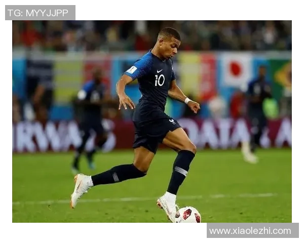 现役足球明星中谁在抽烟揭秘与健康影响分析 现役足球明星中谁在抽烟揭秘与健康影响分析