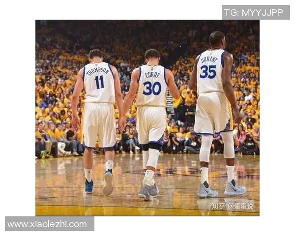 重庆篮球队的反击之路:从低谷到崛起的精彩历程与启示 重庆篮球队的反击之路:从低谷到崛起的精彩历程与启示